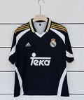 Real Madrid 1998/99 Away Kit | R. Carlos 3 ⚡/Five sleeve